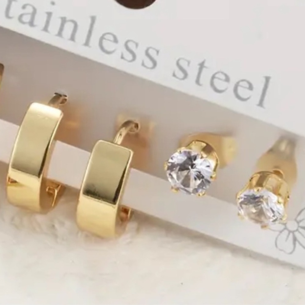 Two Pairs of Earrings Bundle - Picture 1 of 7